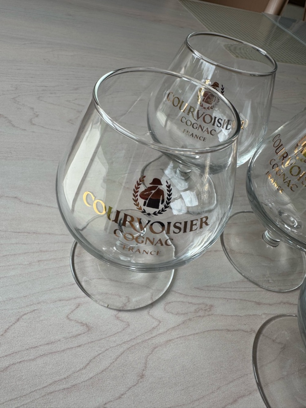 NEW! Set 4 Courvoisier Cognac France Gold Logo Stemmed Snifter Glasses Vintage